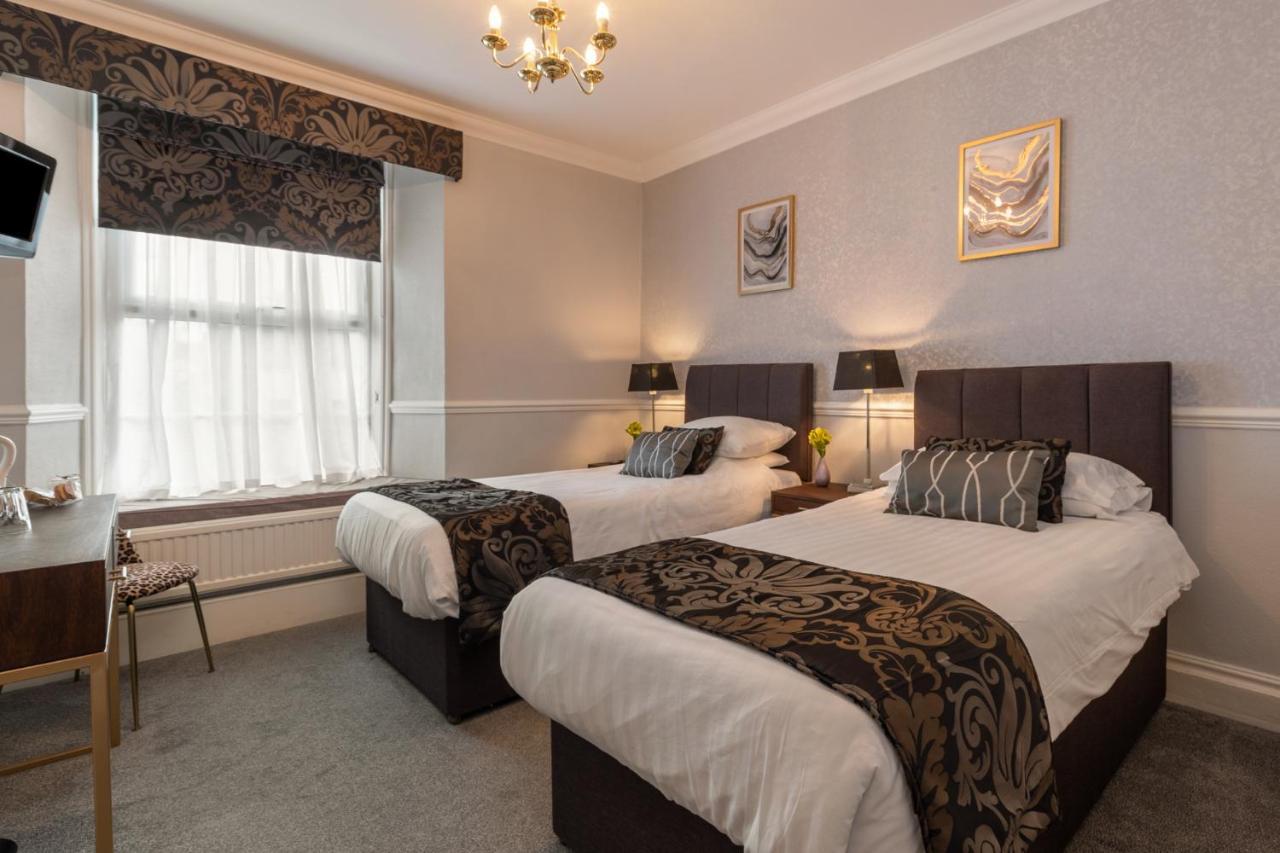 Hotel Plas Hyfryd Narberth Buitenkant foto